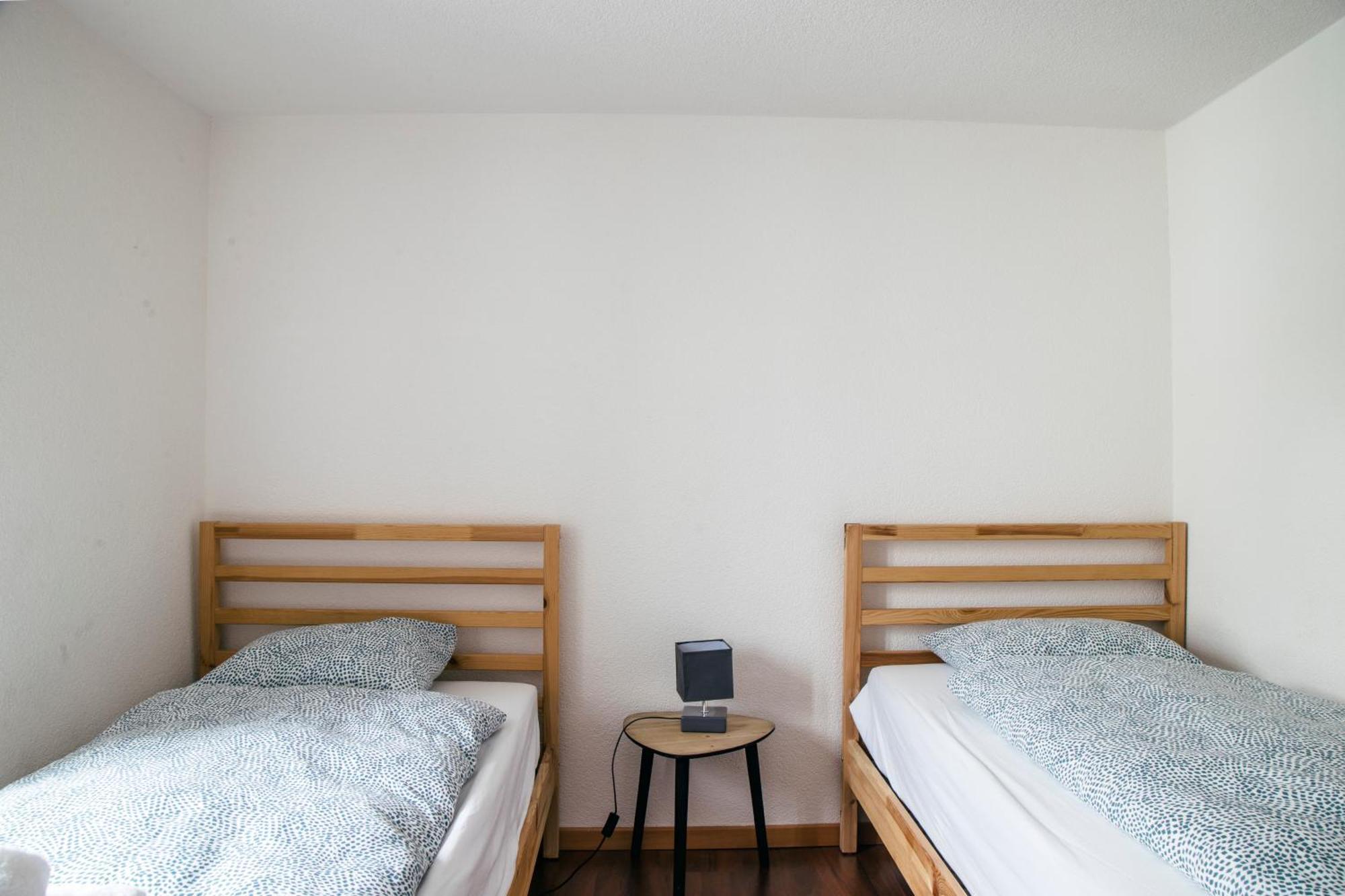 Nimbuzzz Apartments Unterseen Cameră foto